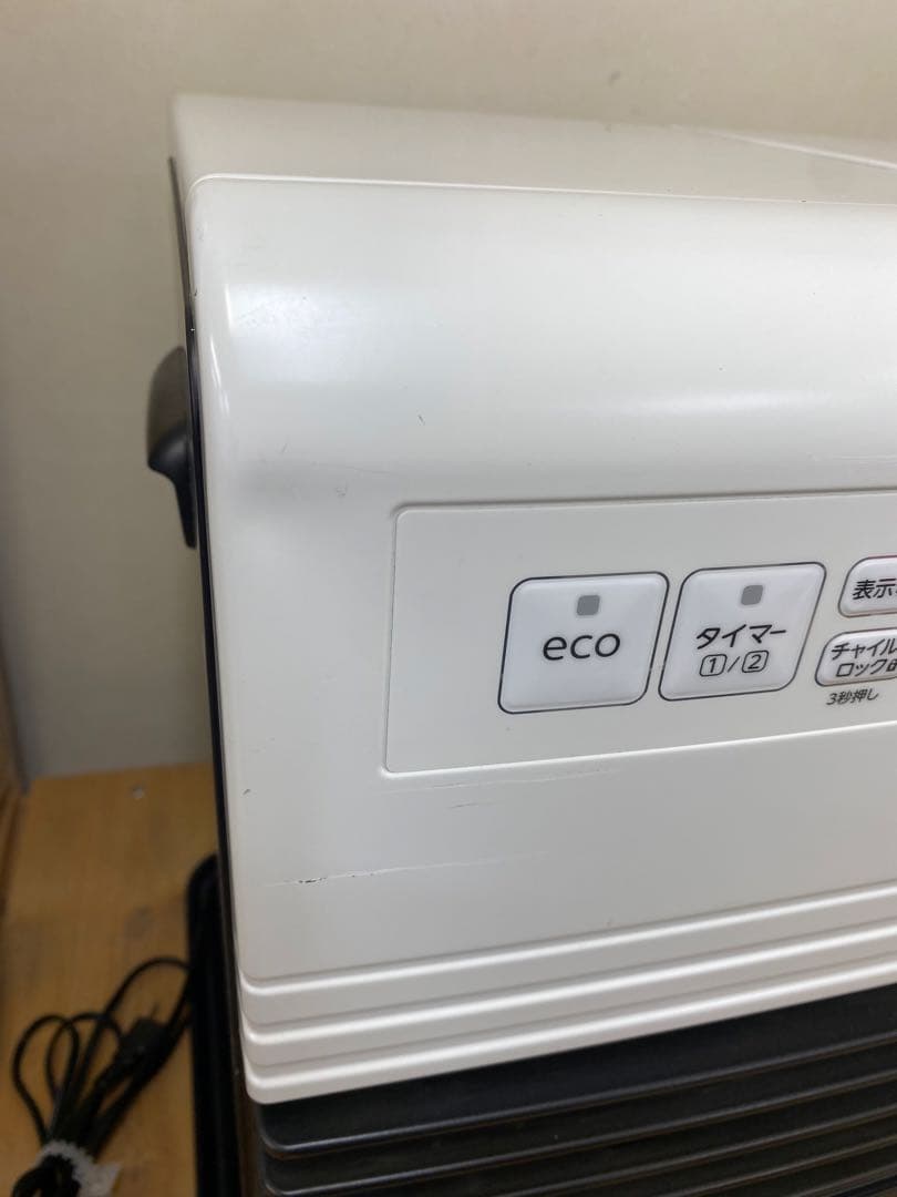 FW-3719GR-W 石油ファンヒーター スノーホワイト 木造10畳まで