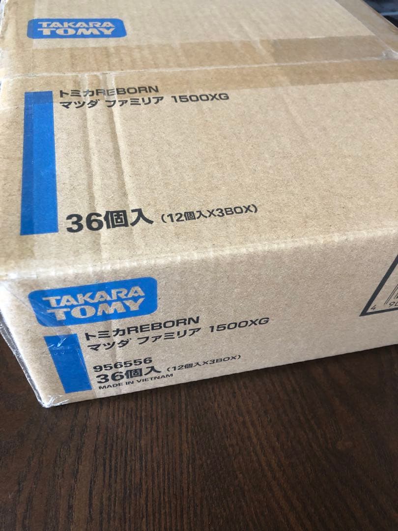 トミカ REBORN マツダ ファミリア 1500XG 36個