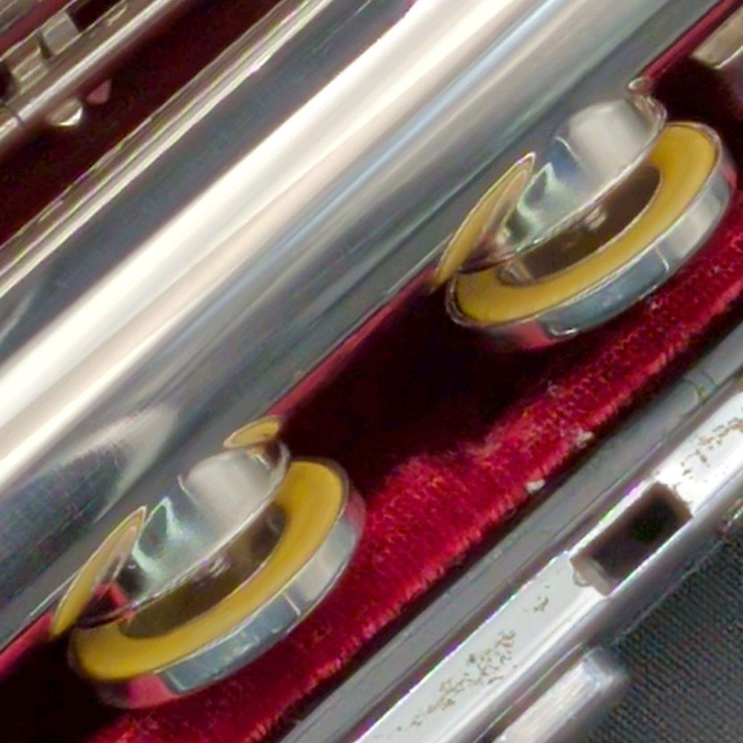 フルート　調整済　美品　ヤマハYFL211SⅡ（Eメカ銀メッキ仕様）