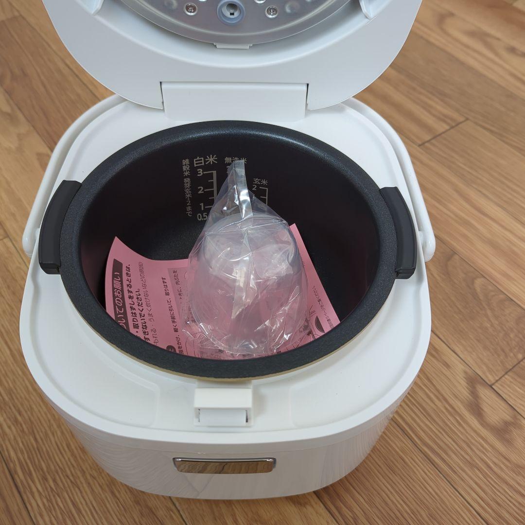SHARP 炊飯器 ホワイト３合炊き