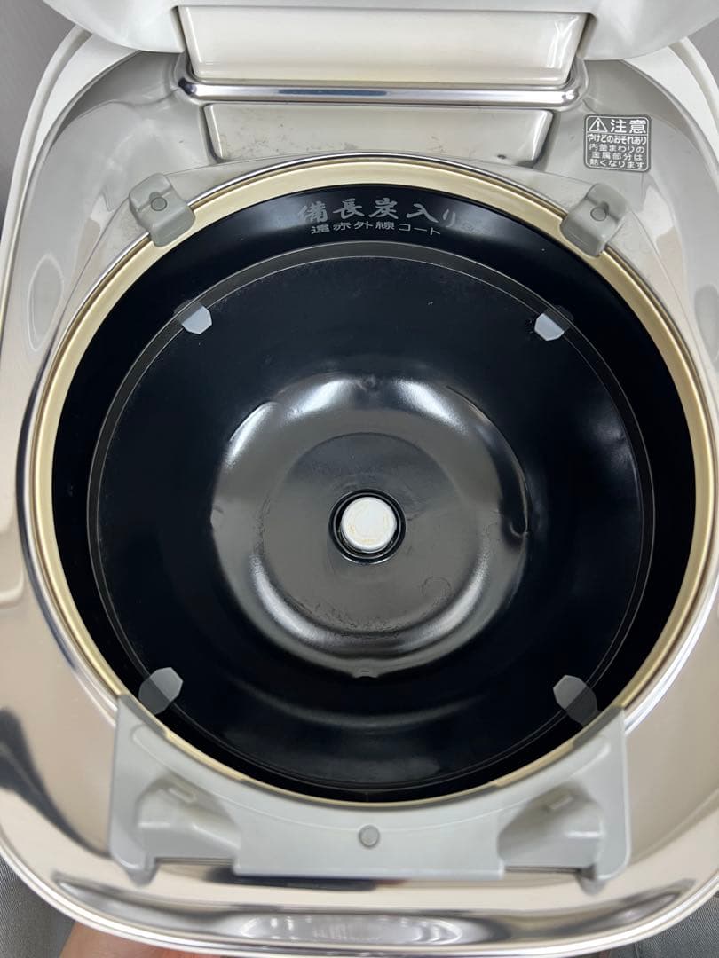 TOSHIBA 真空圧力IH炊飯器 RC-10VXH（5.5合）