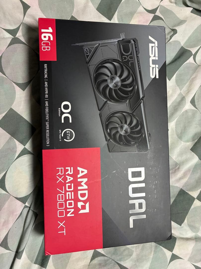 グラフィックボード・グラボ・ビデオカード ASUS Radeon RX 7800 XT OC 16GB