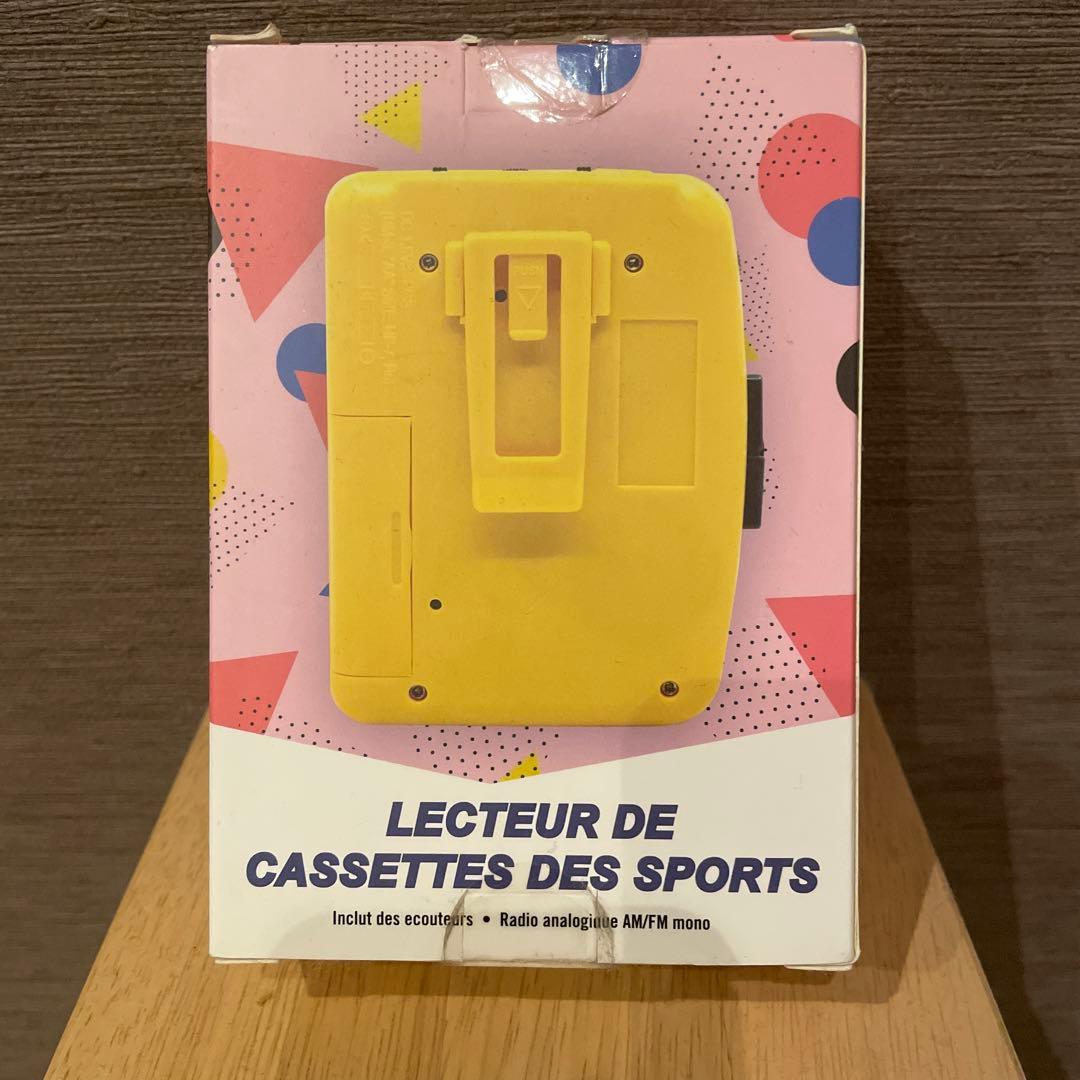 ポータブルカセットプレイヤー