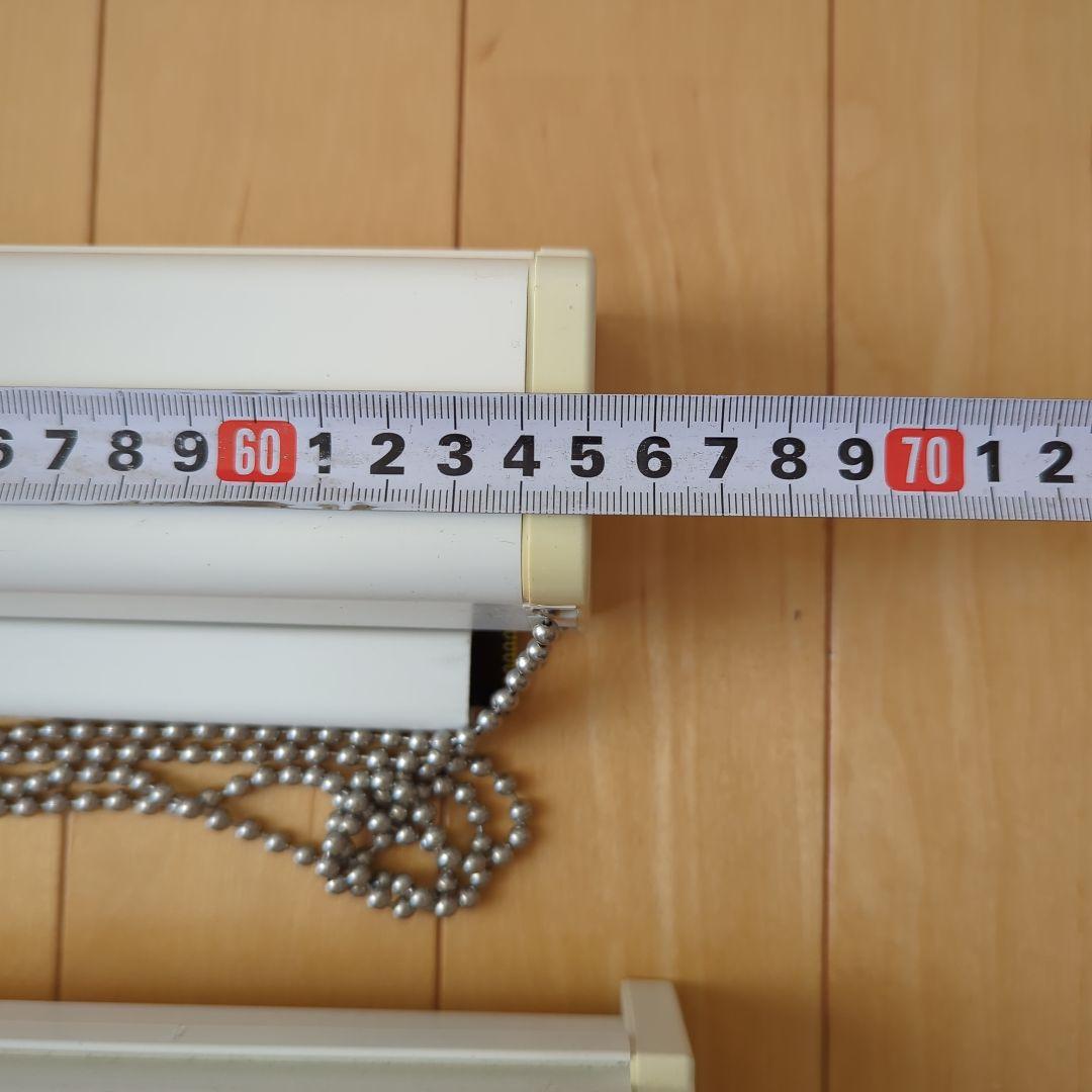 一条工務店　サンシェード　ロール網戸　各3本ずつ