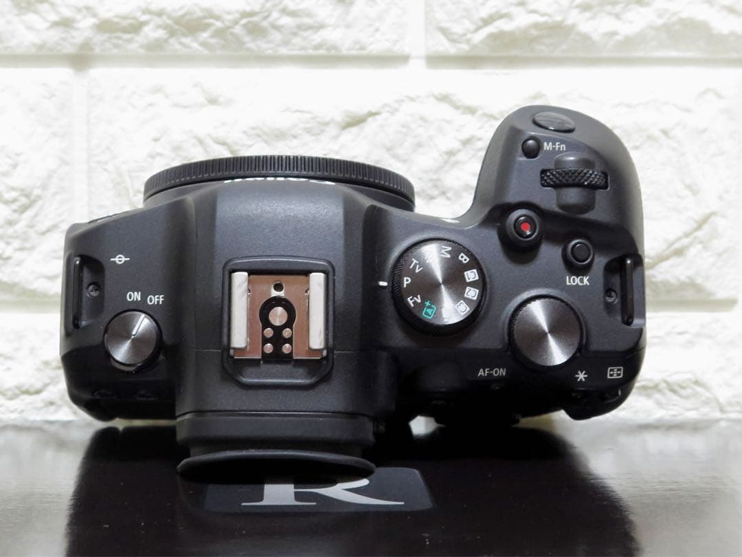 Canon EOS R6 ボディ　55000以下ショット