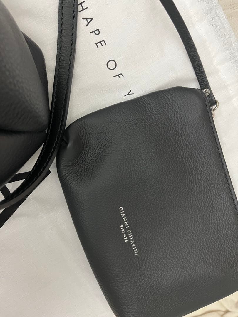 【新品未使用】GIANNI CHIARINI デュア Sイタリア製　半額価格