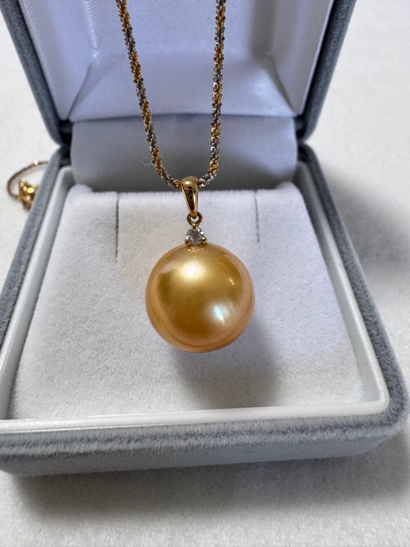 新品　高品質　南洋白蝶ゴールデンパールペンダント