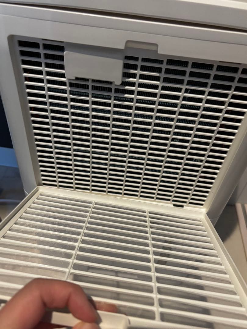 コンプレッサー式除湿機 11.4L/日 24畳対応