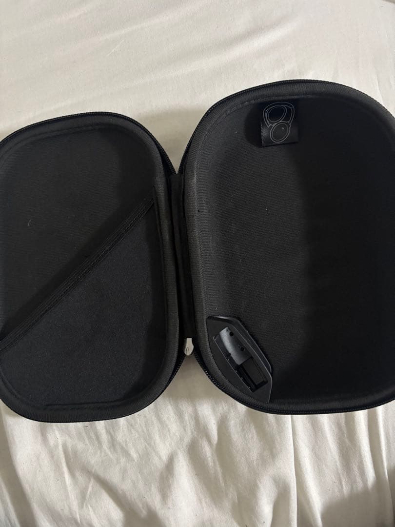 ま*も様 BOSE QuietComfort Headphones 35 シルバ