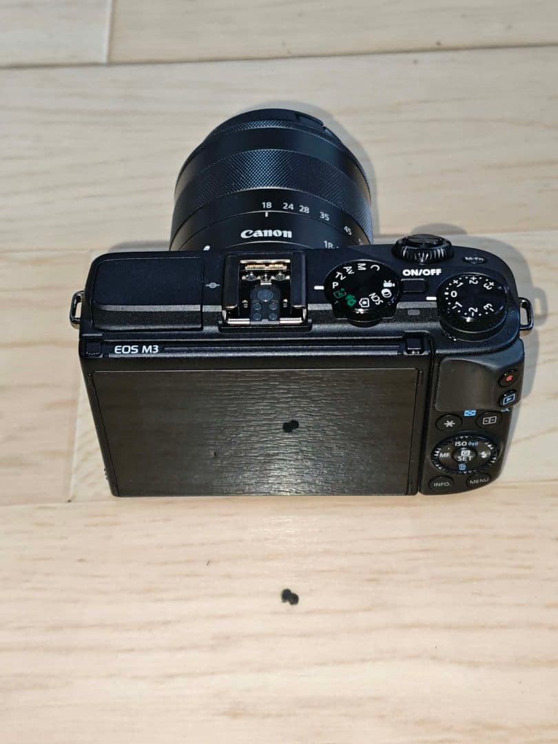 Canon EOS M3 18-55mm レンズ付き(自撮り可能)