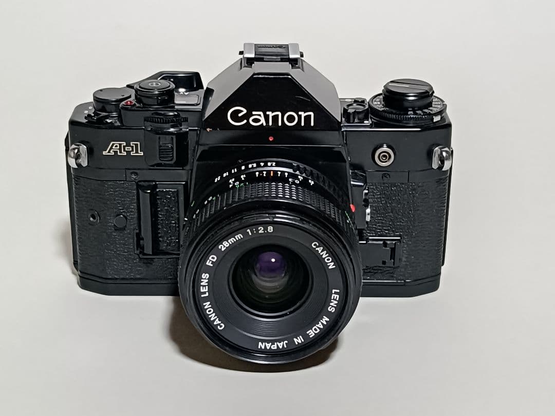 Canon A-1 ブラック 28mm f/2.8レンズ付き