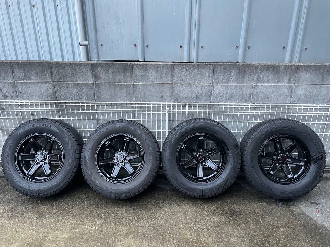 中古スタッドレスホイール4本265/65R17
