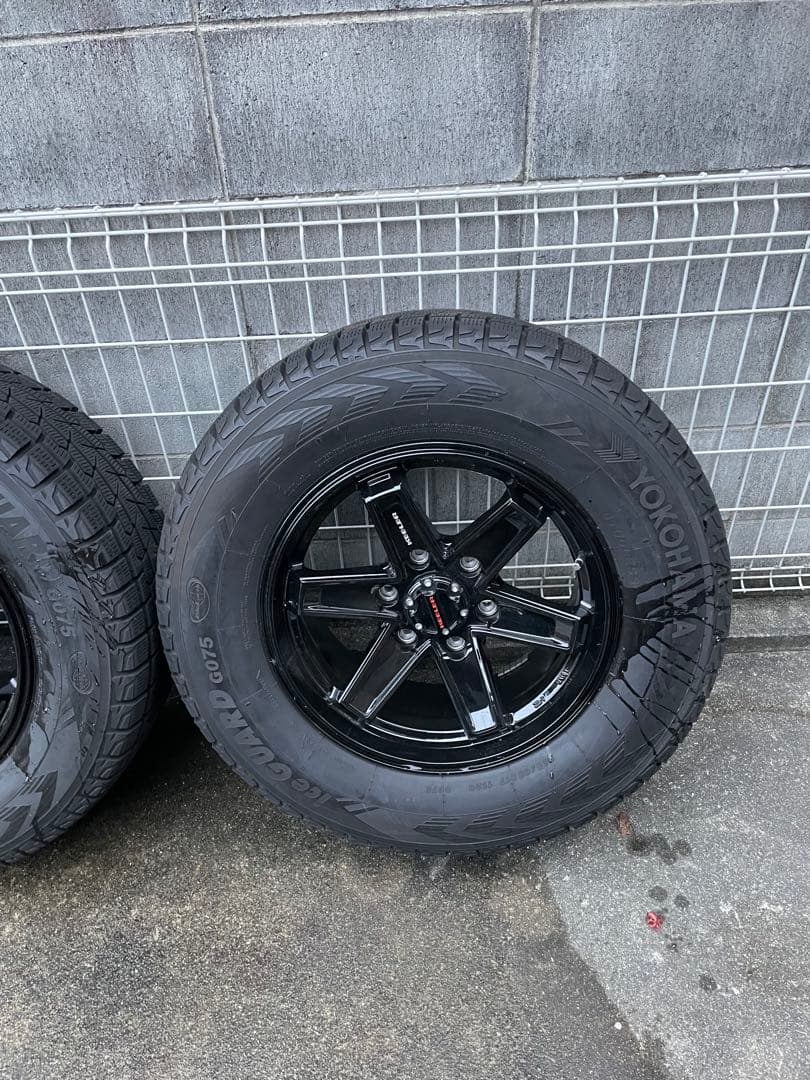 中古スタッドレスホイール4本265/65R17