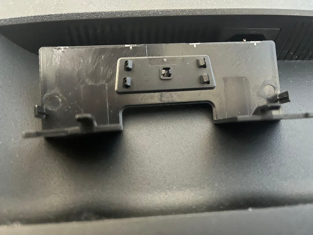 ASUS 4Kモニター　31.5インチ　VP32UQ