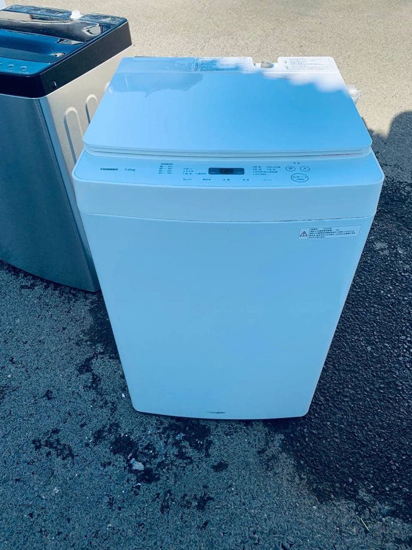 送料設置無料　TWINBIRD 全自動電気洗濯機　WM-EC70