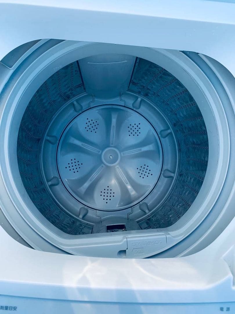 送料設置無料　TWINBIRD 全自動電気洗濯機　WM-EC70