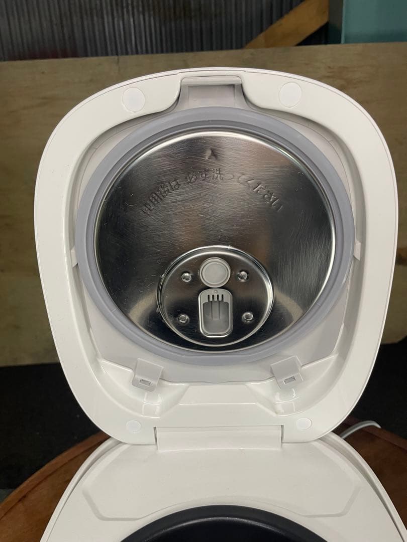 2025年製 Panasonic 炊飯器 SR-KT060