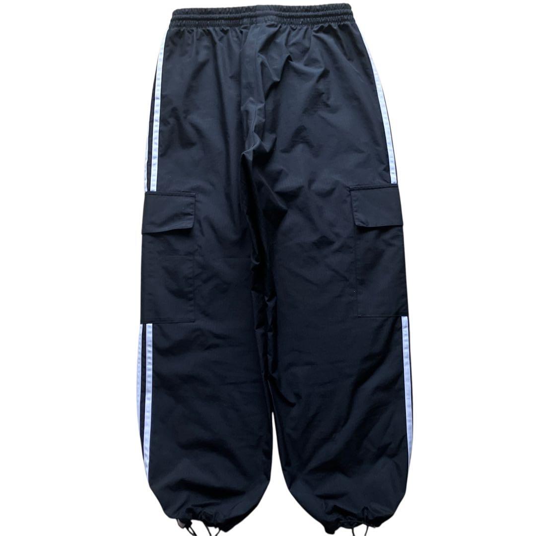 美品 adidas originals バギーナイロンカーゴパンツ 極太ブラック