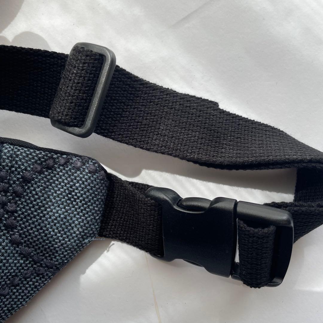 ミナペルホネン タンバリンネイビー　ハンドメイドボディバッグ