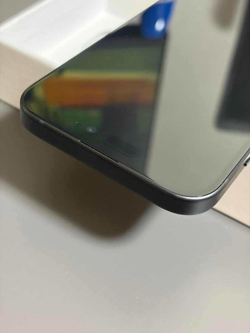 美品 フィルム付き iPhone 15 ブラック 256GB SIMフリー