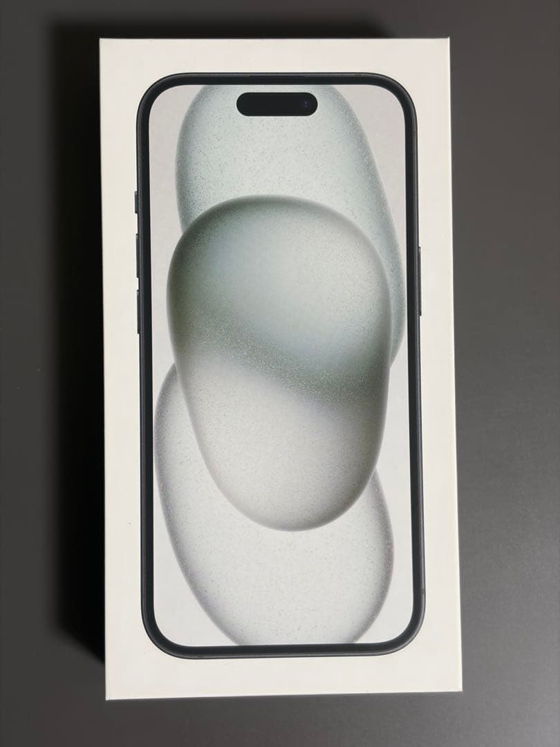 美品 フィルム付き iPhone 15 ブラック 256GB SIMフリー