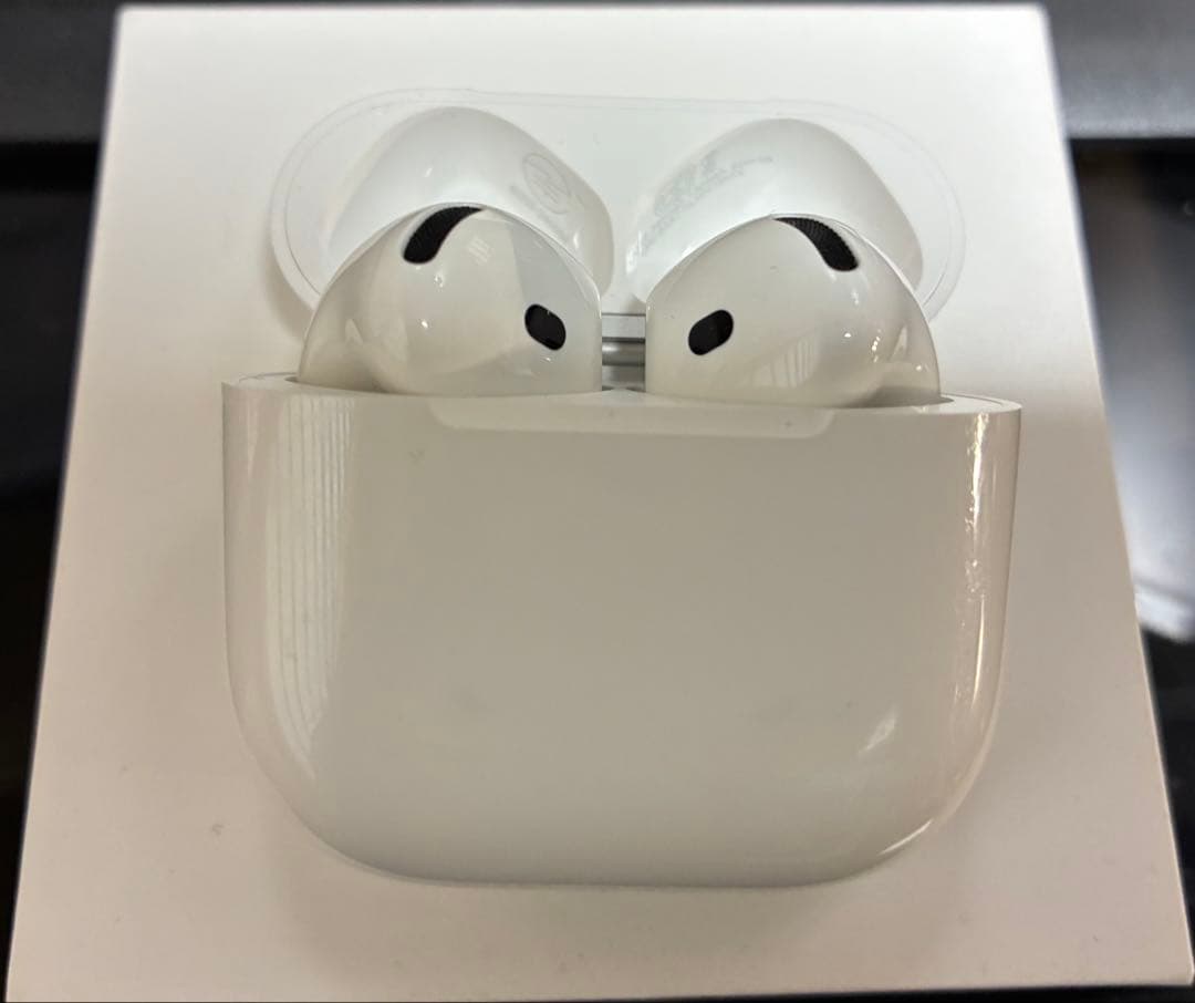 Apple AirPods 4 (ANC) 本体