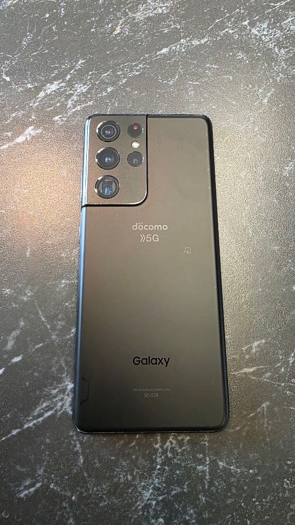 docomo Galaxy S21 Ultra 5G 本体