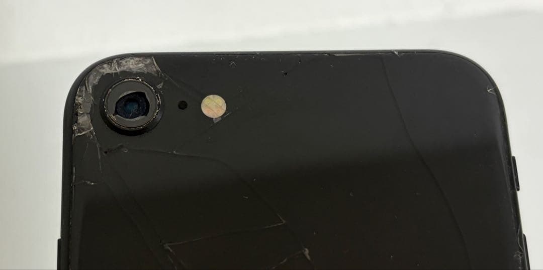 iPhone SE（第2世代） 64GB ブラック（SIMフリー）