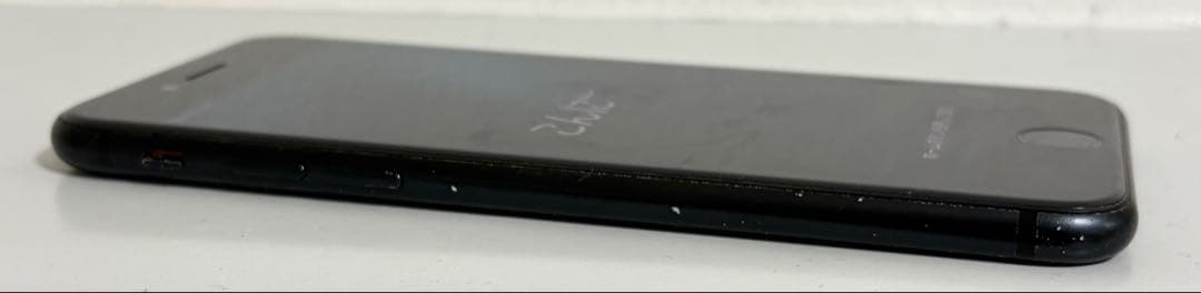 iPhone SE（第2世代） 64GB ブラック（SIMフリー）