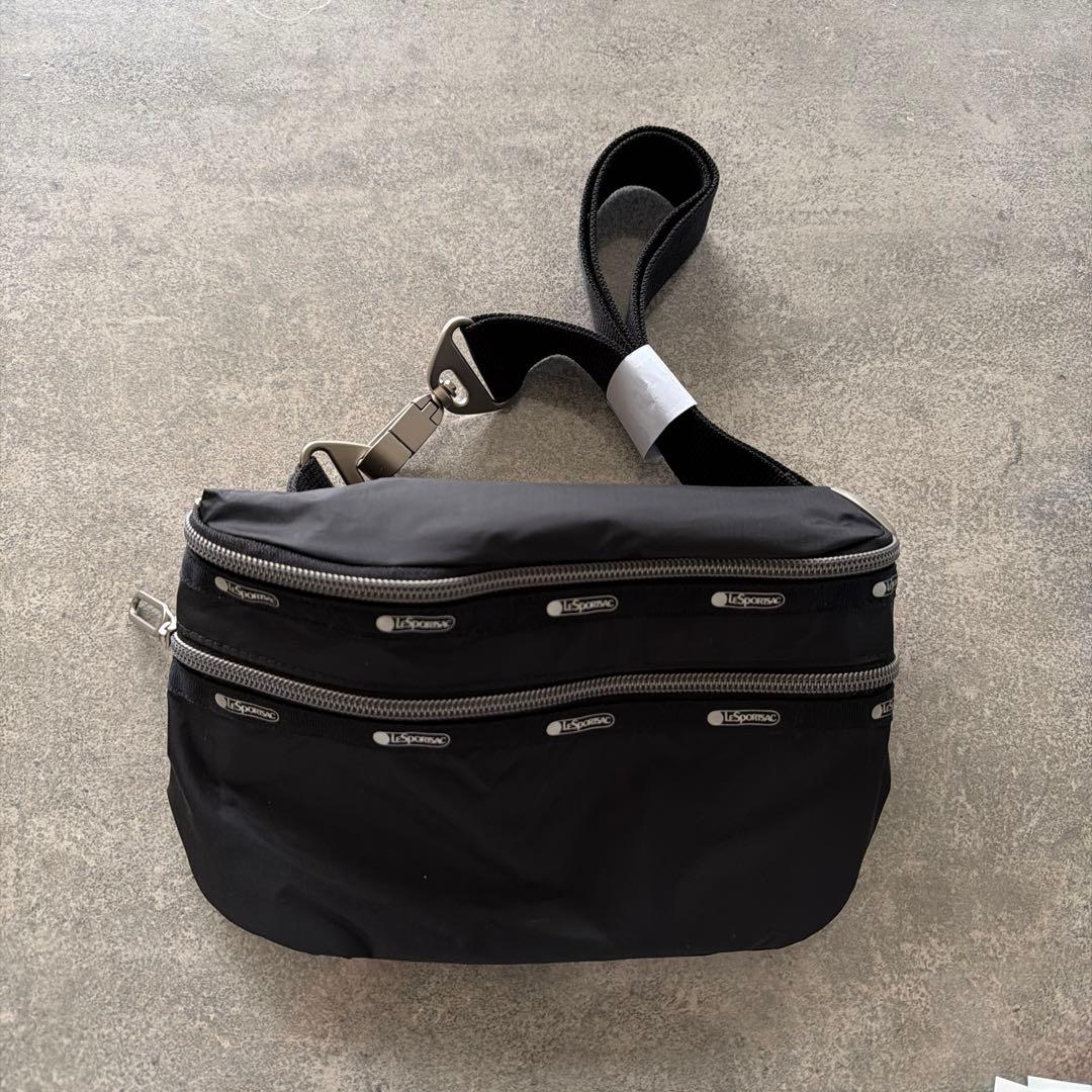 新品未使用品　レスポートサック　エッセンシャルベルトバッグ