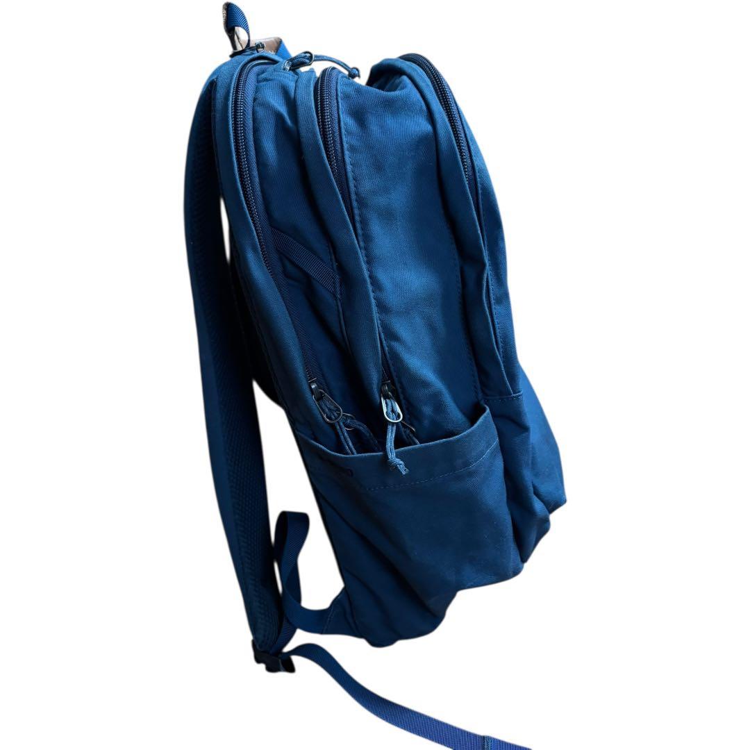 [フェールラーベン] リュック Raven28 ネイビー バックパック