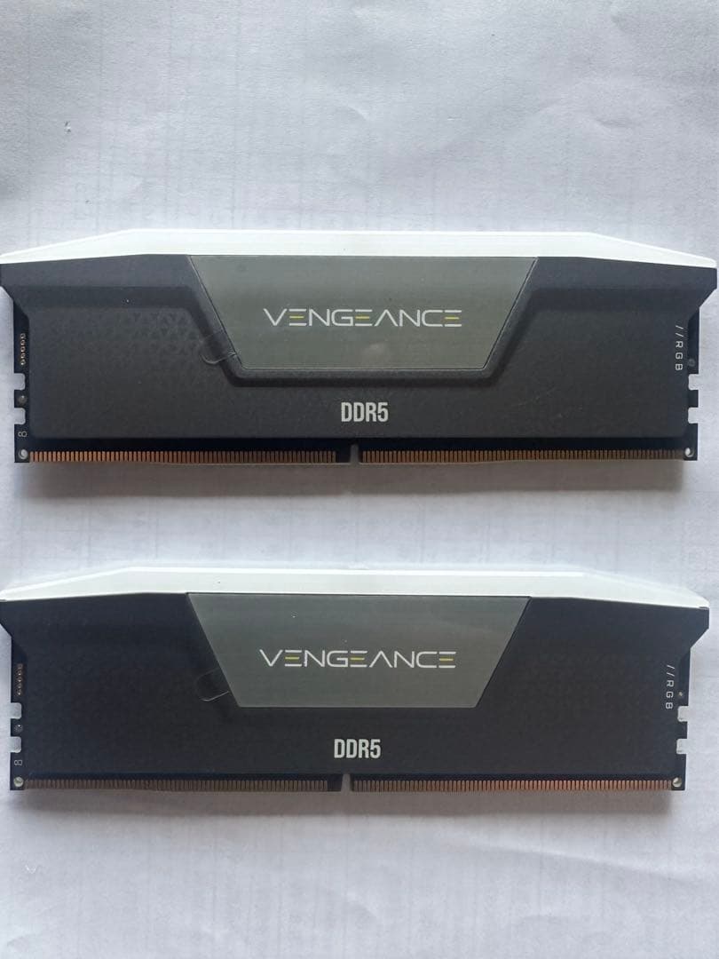 コルセア DDR5メモリ VENGEANCE RGB 32GB 16GB×2枚