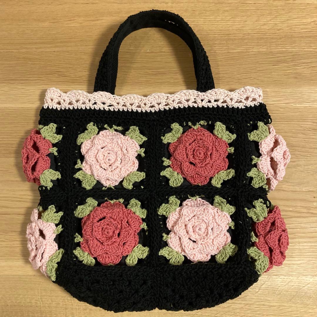 〈user_c7d7d101〉3点 黒 ピンクバラモチーフトートバッグ