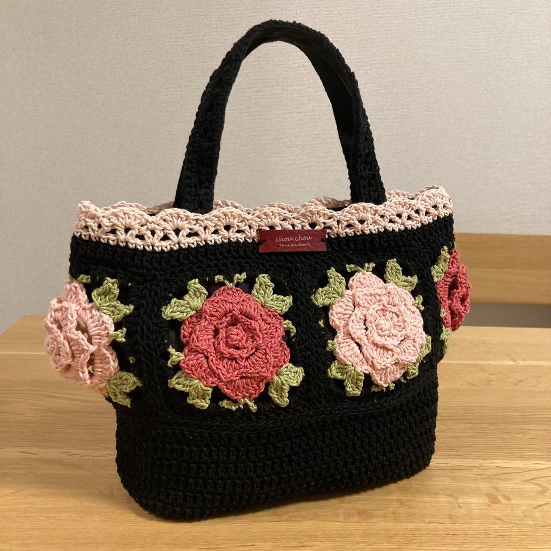 〈user_c7d7d101〉3点 黒 ピンクバラモチーフトートバッグ