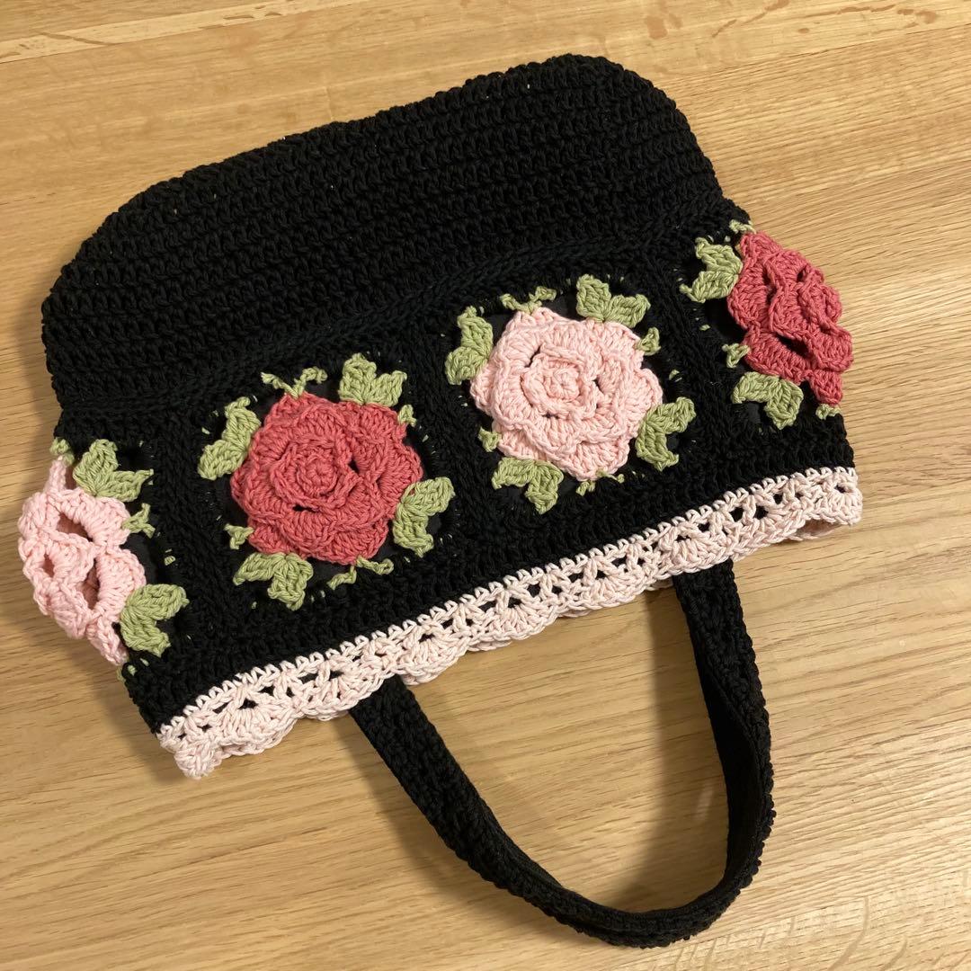 〈user_c7d7d101〉3点 黒 ピンクバラモチーフトートバッグ