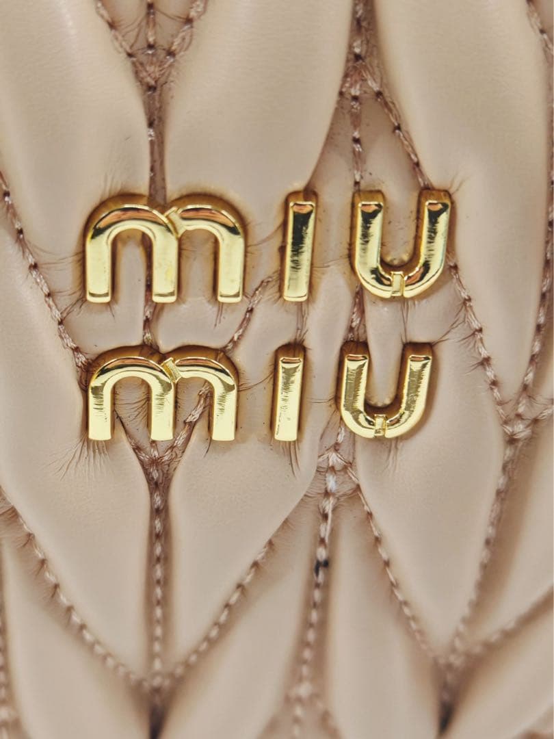 【お値下げ】MIU MIU ミニボストン キルティング ベージュ ゴールド金具