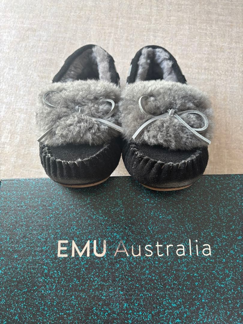 W7サイズ／EMU Amity Cuff モカシン　ブラック