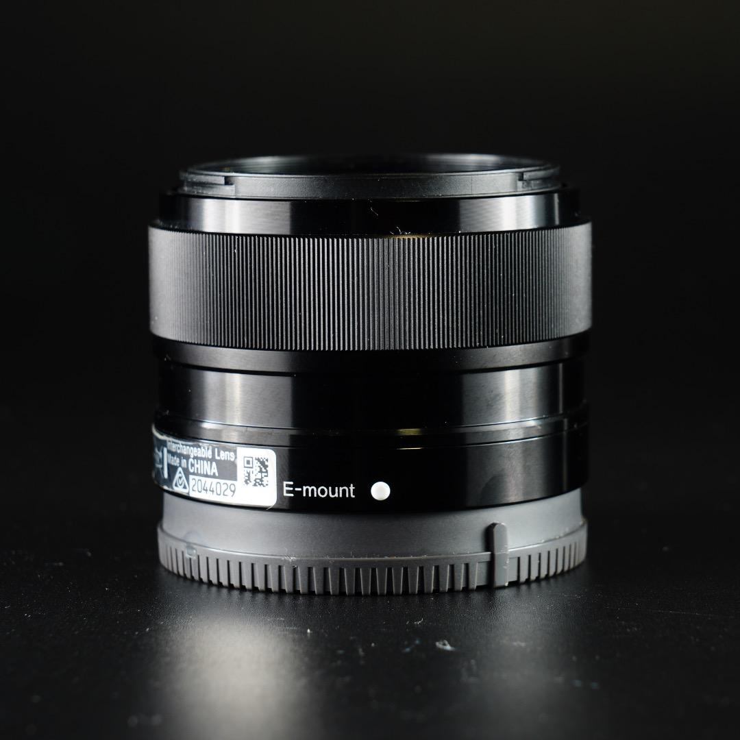 【美品】動作◎ SONY E 35mm F1.8 OSS 神レンズ 029