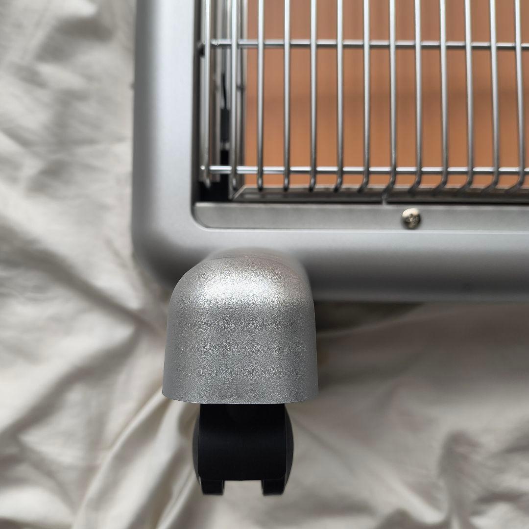 サンルミエ　円赤外線暖房器