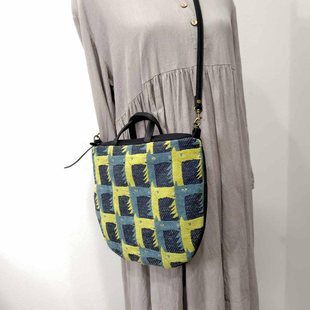 ミナペルホネン/thoroughbredサラブレットネイビー/ロングミニラウンド