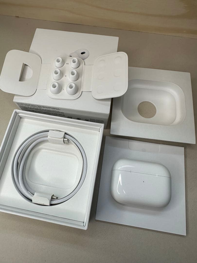 イヤホン AirPods Pro 2 MagSafe MTJV3J/A TDXMJ