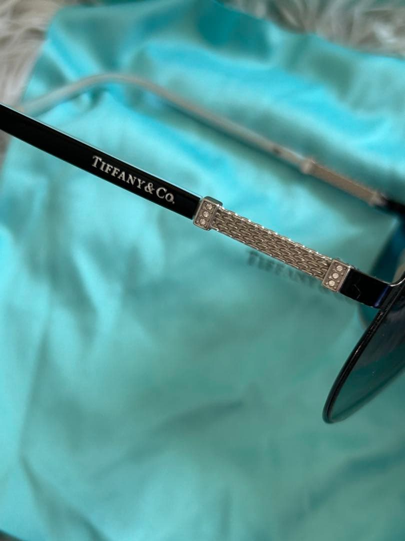 Tiffany & Co. ティファニー　アビエーターサングラス