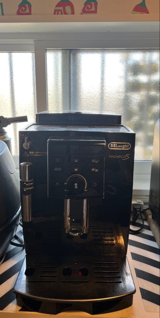 デロンギ マグニフ イカS 全自動 エスプレッソマシン