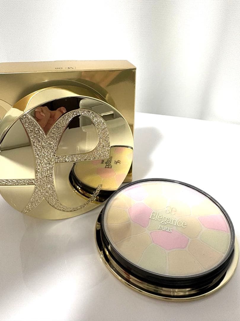 ア*ヤ様 エレガンスラプードルオートニュアンスリクスィーズVI 27g パフ付き