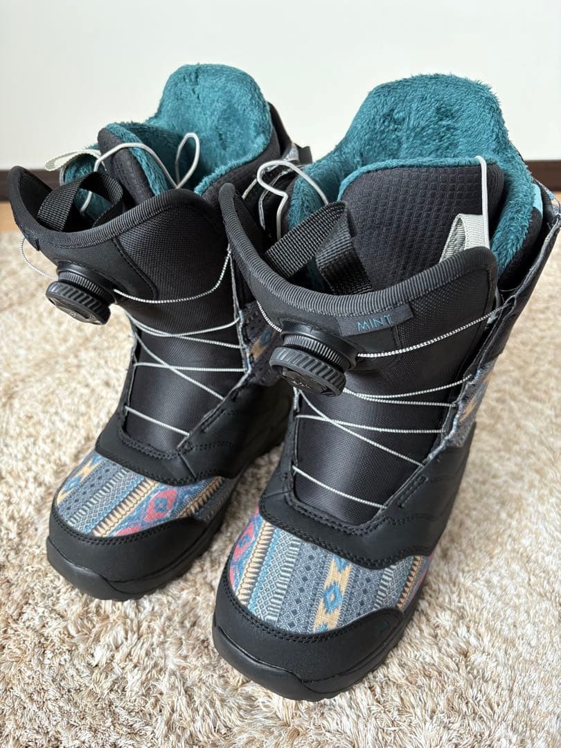 女性用スノーボードブーツ burton Mint Boa 24.5cm