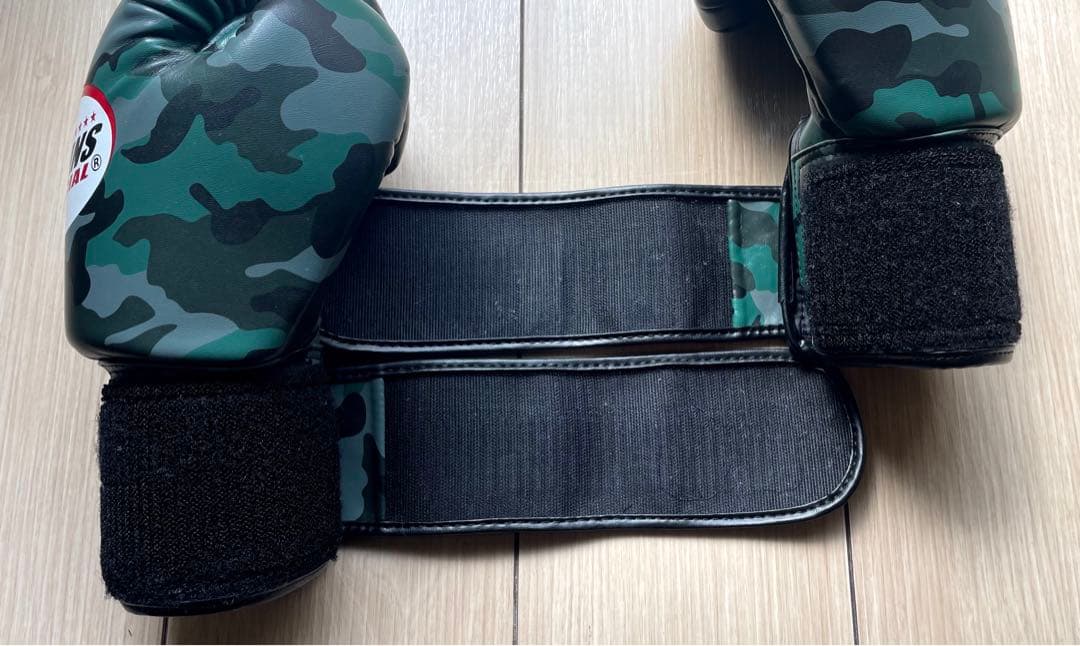 TWINS SPECIAL 8oz カモフラージュ ボクシンググローブ