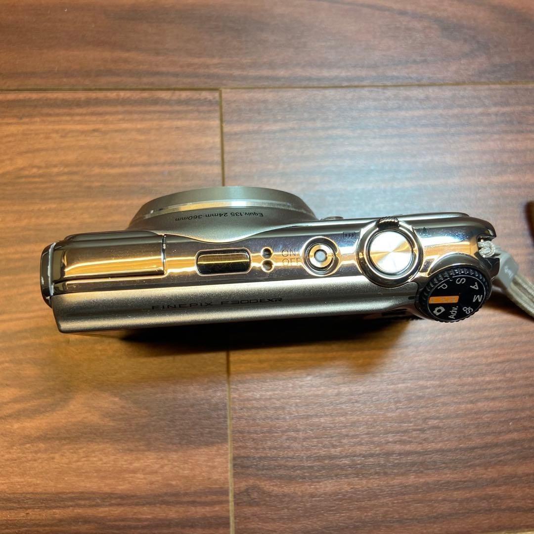 FUJIFILM FinePix F300 EXR デジカメ 4924