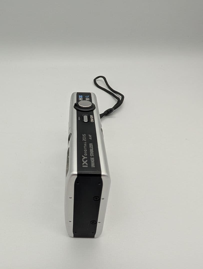 Canon IXY DIGITAL 20 IS デジカメ キャノン シルバー