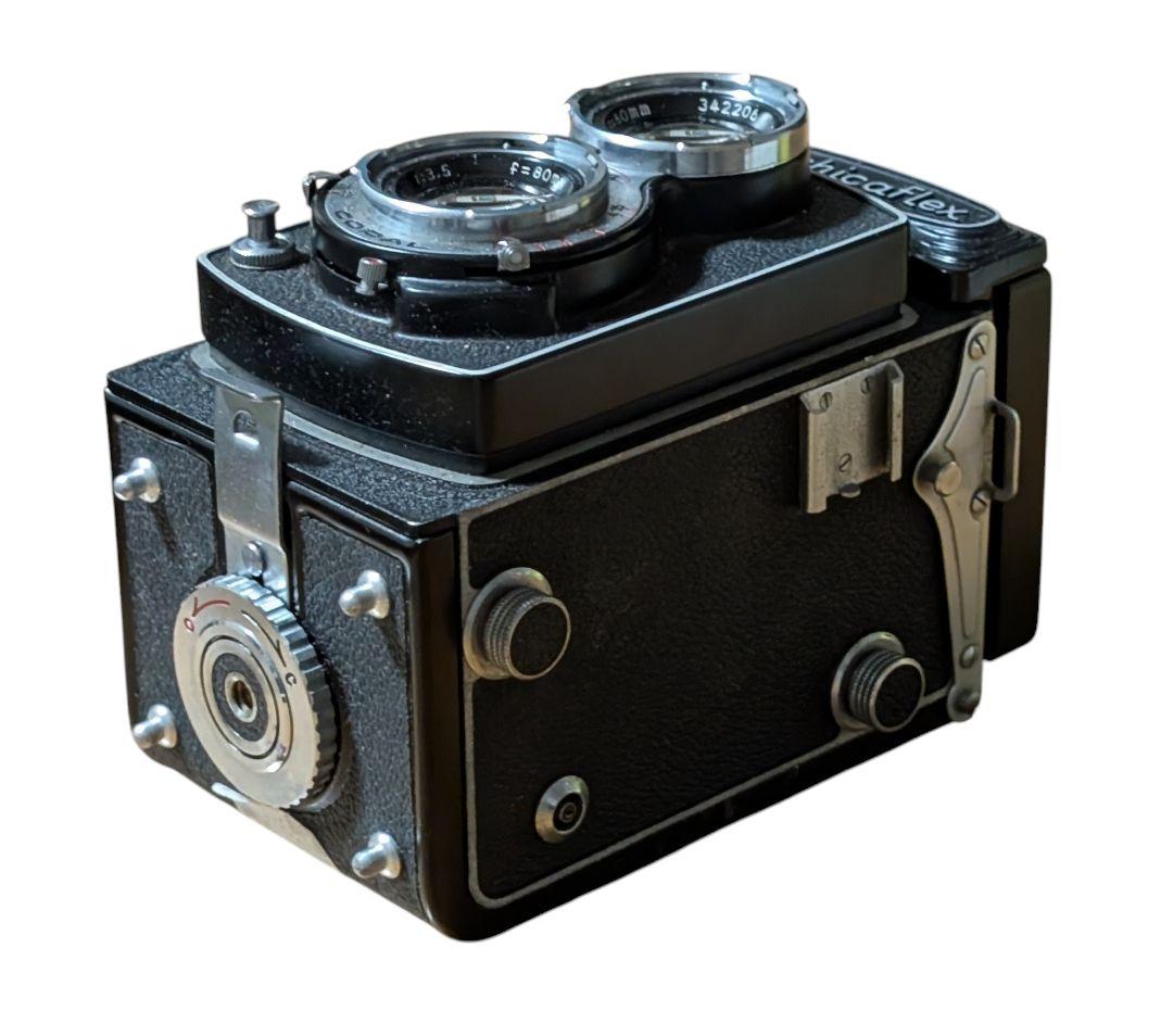 ヤシカ Yashicaflex 二眼レフカメラ レンズキャップ付き