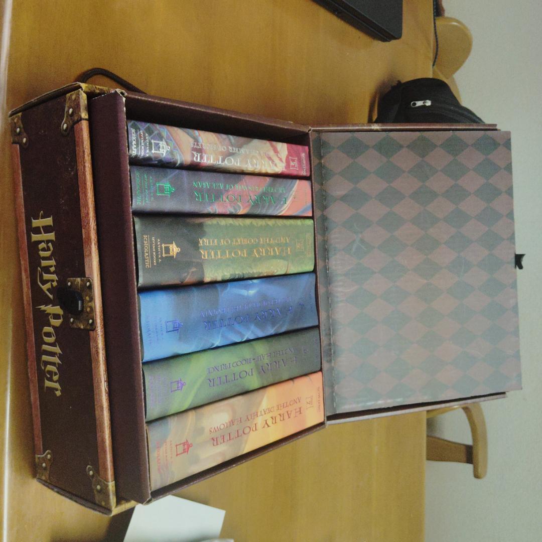 ハリー・ポッター 全7巻 特製ボックス付き libro en ingles